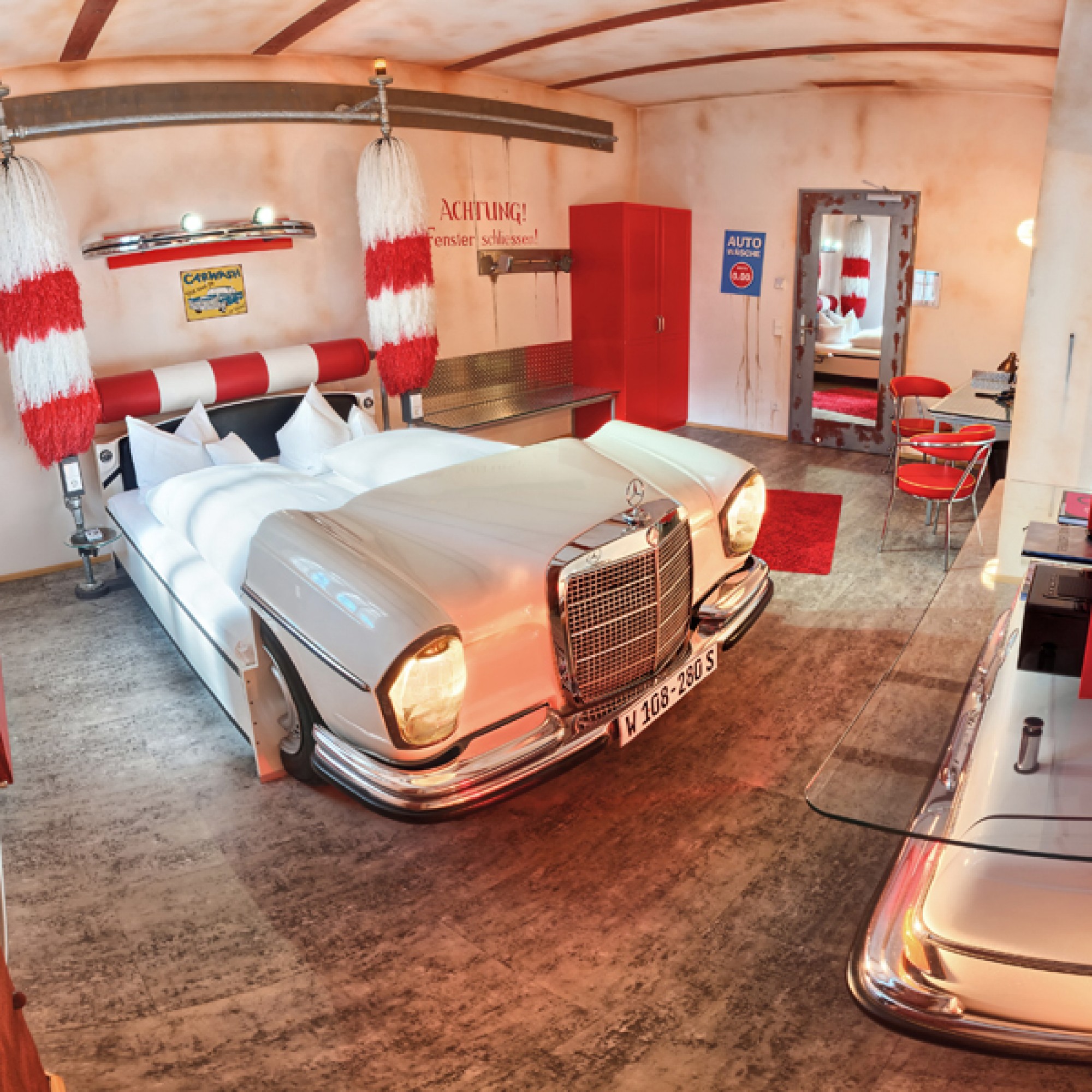 V8 Hotel in Deutschland (Frank Hoppe Lichtbilder und Präsentation)