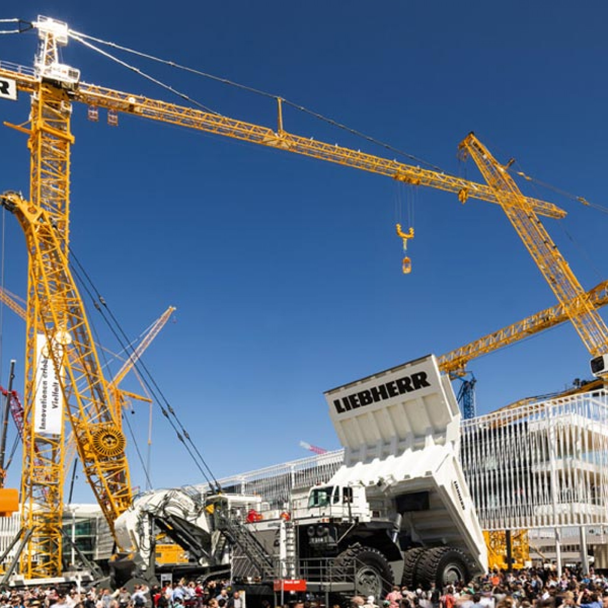 Impressionen von der Bauma 2016 in München. (Foto: Liebherr / Alle folgenden  Fotos: Claudia Bertoldi)