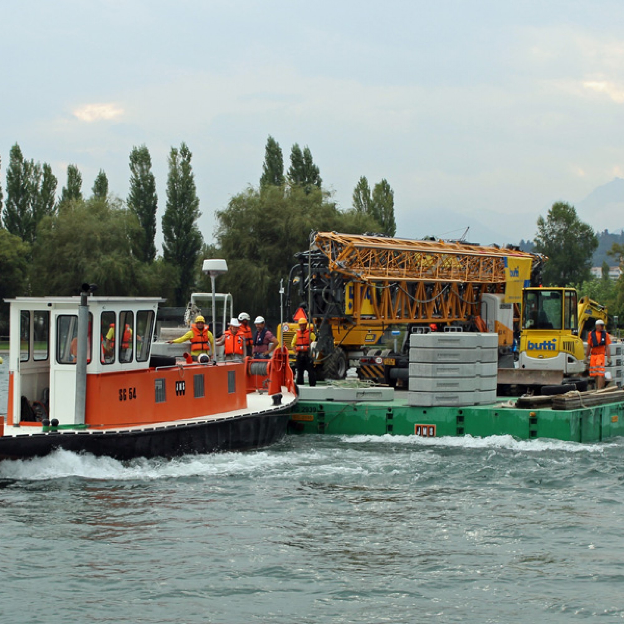 Auf „hoher See“.