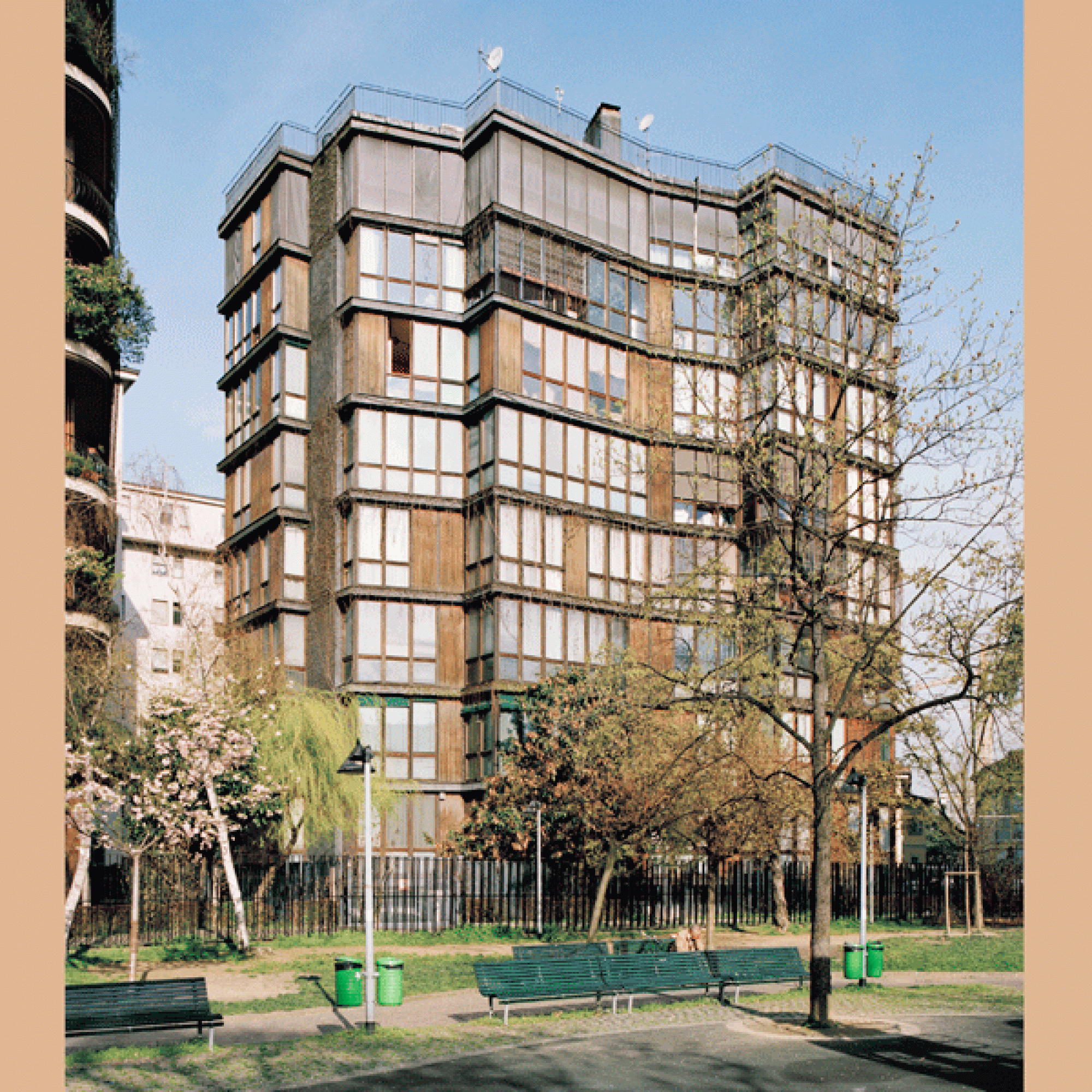 Wohnhaus in Mailand von Angelo Mangiarotti und Bruno Morassuti. (Bilder: Werner Feiersinger)