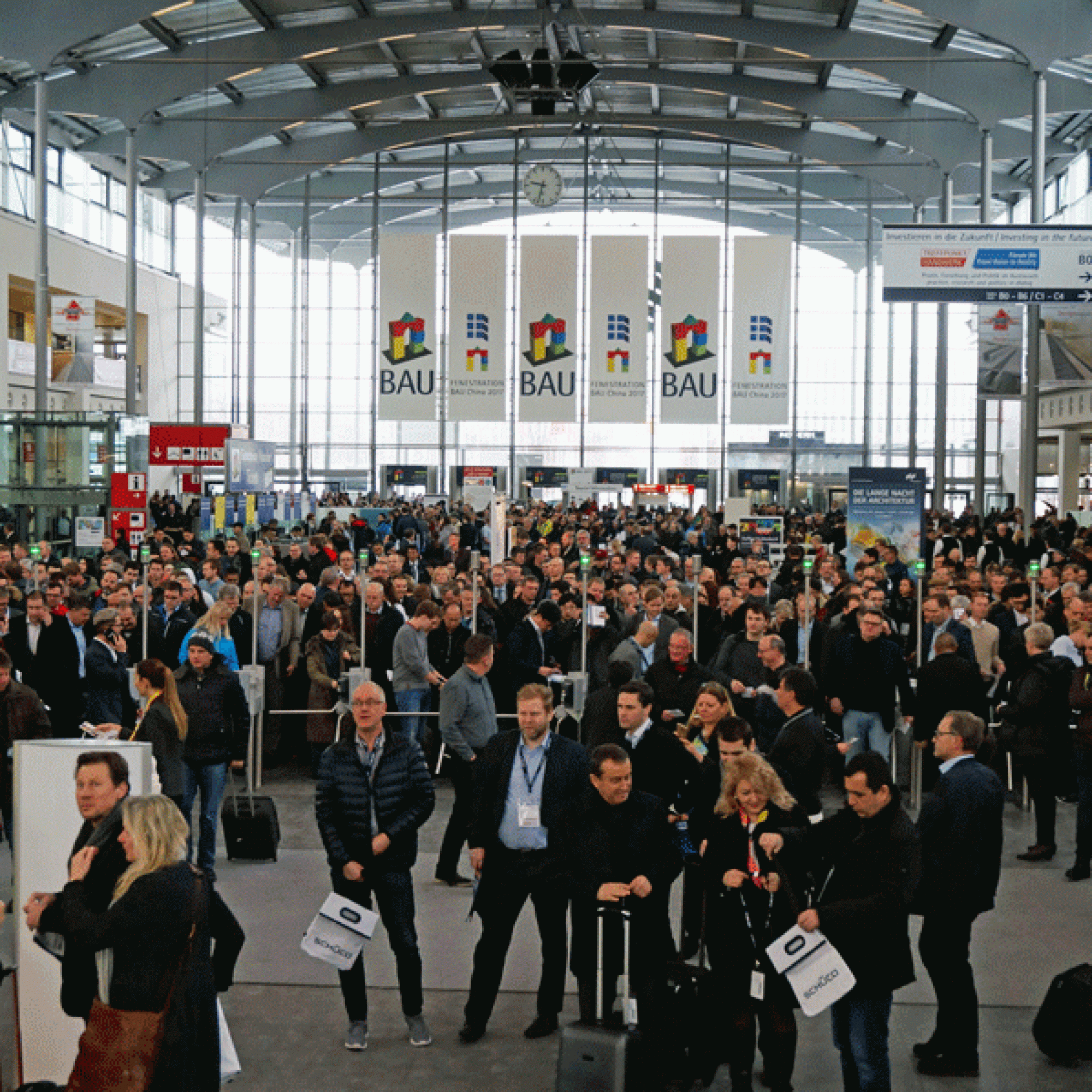 (1/10): Die Bau München 2017 war ein Besuchermagnet (Bilder der Fotostrecke: Gabriel Diezi).