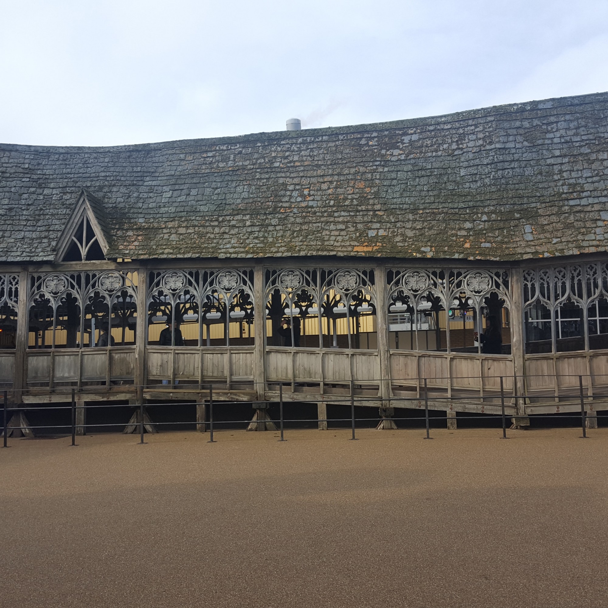 Schiefe Brücke bei Hogwarts aus Harry Potter