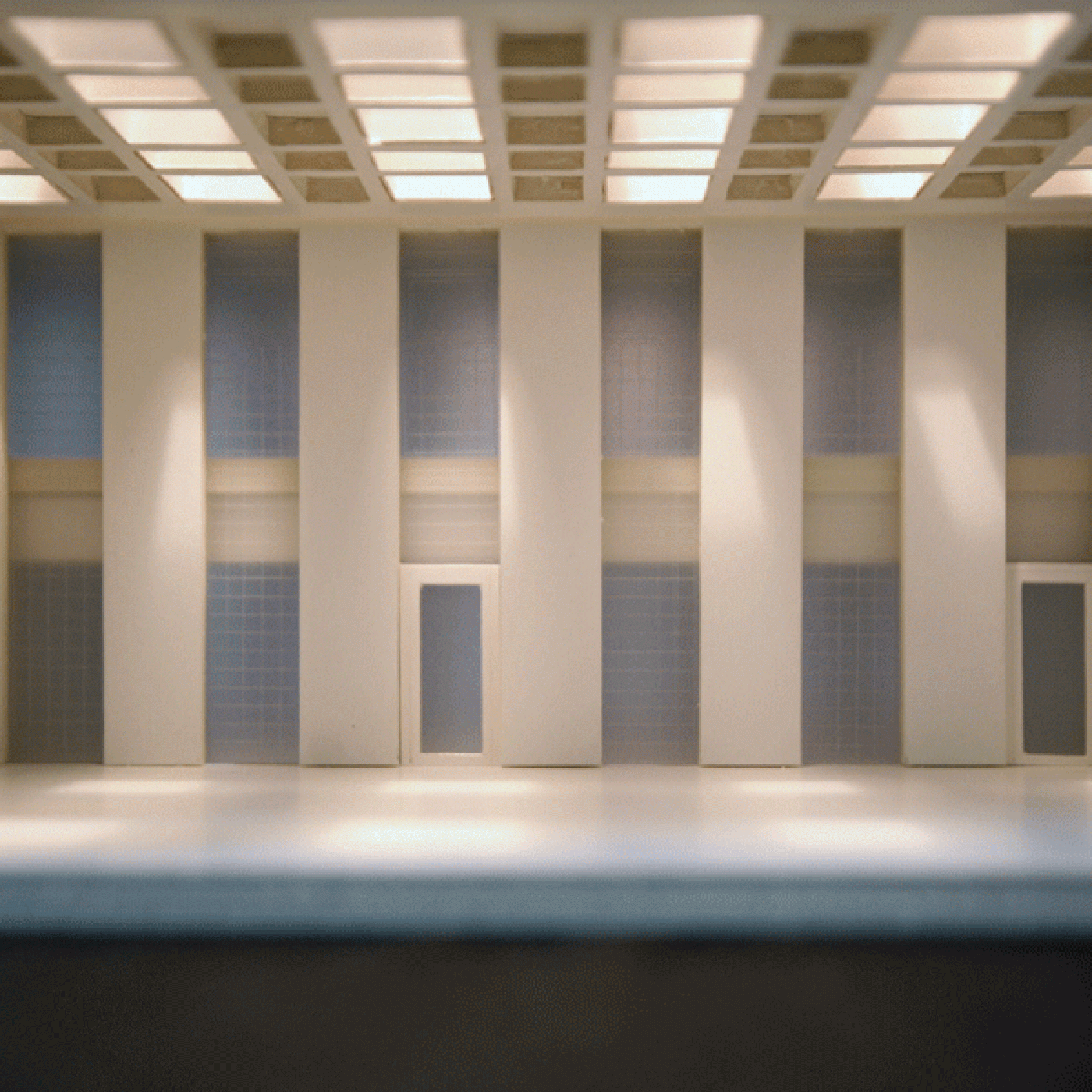 Die Haupthalle wird zur repräsentativen Drehscheibe für Informationen und Austausch.
