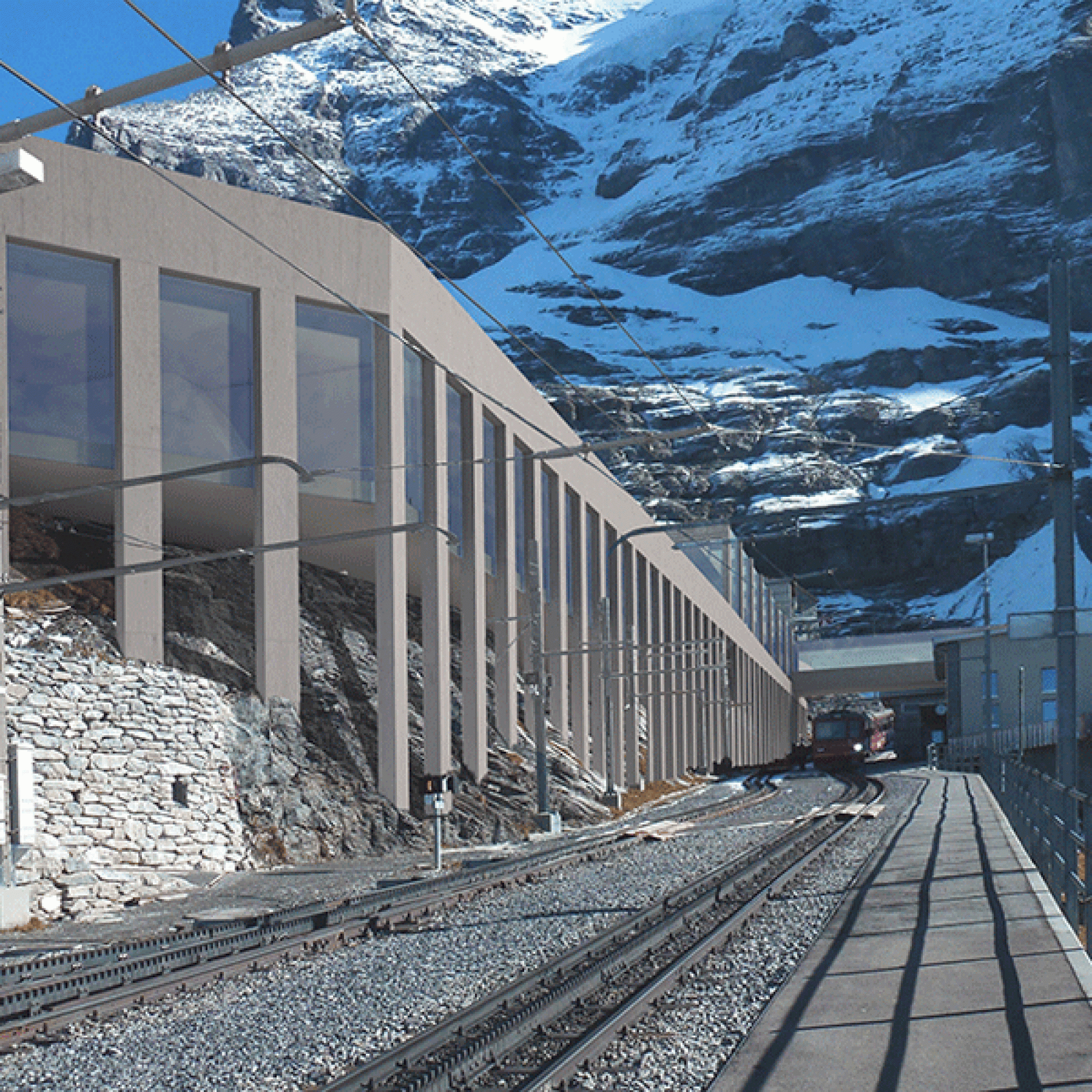 Wieder die Bergstation Eigergletschter, diesmal von Aussen. (Bild: zvg)