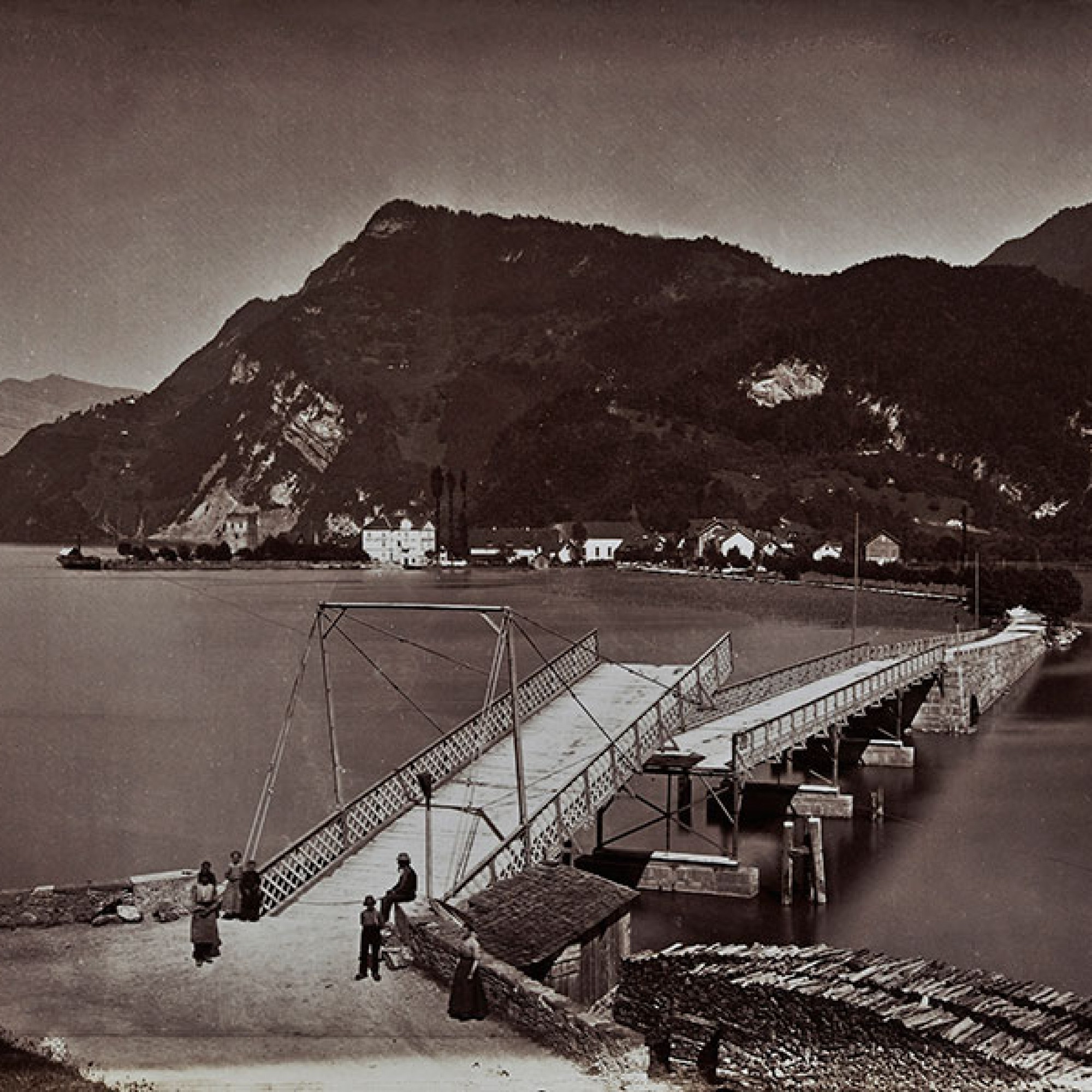 Zugbrücke vor Stansstad, aufgenommen zwischen 1875 und 1900. (Schweizerisches Nationalmuseum)