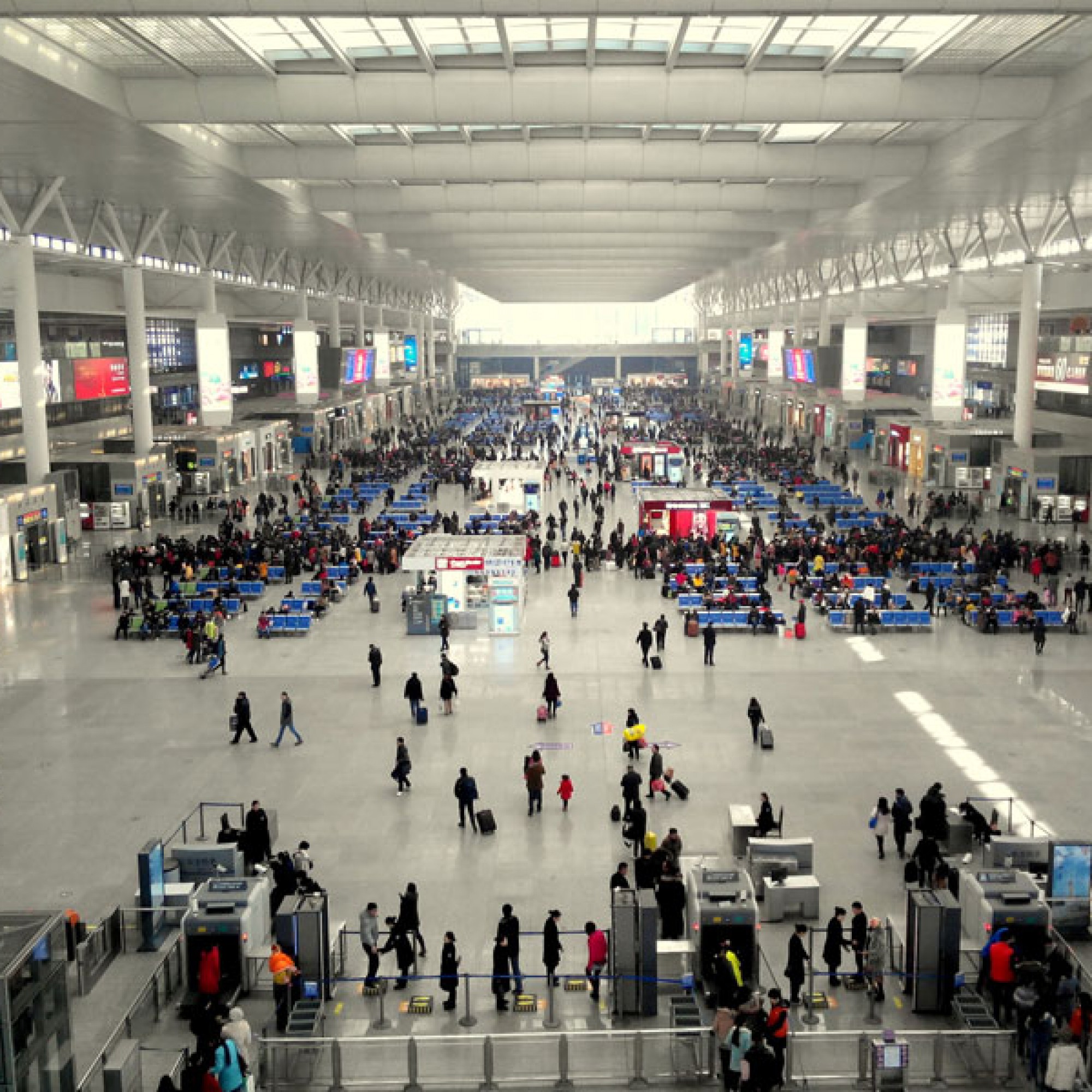 Platz 6: Hongqiao Railway Station Shanghai, China, 30 Gleise (Aaron Zhu, CC BY-SA 3.0, commons.wikimedia.org)