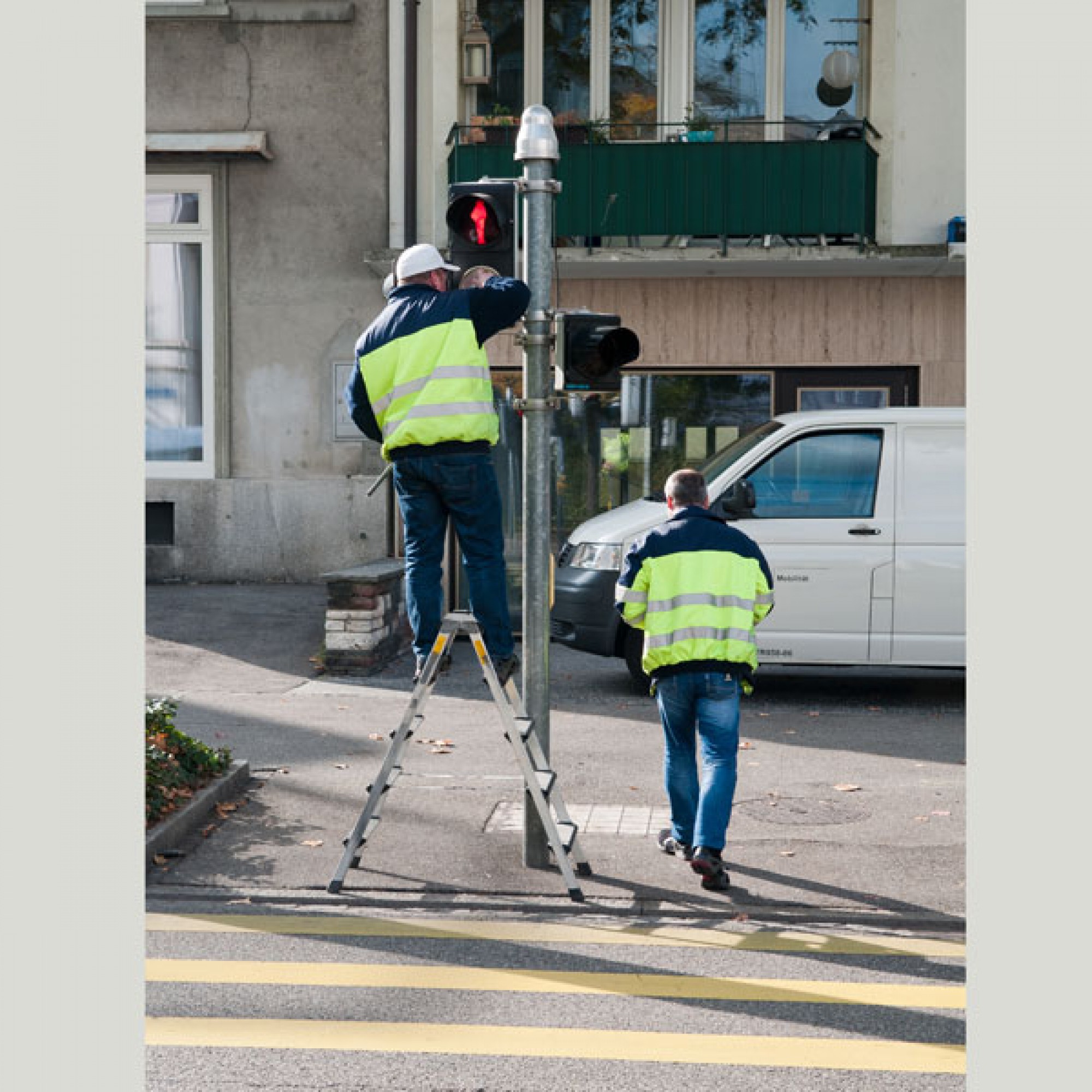 Ampeln werden wohl in Zukunft mit selbstfahrenden Autos kommunizieren.