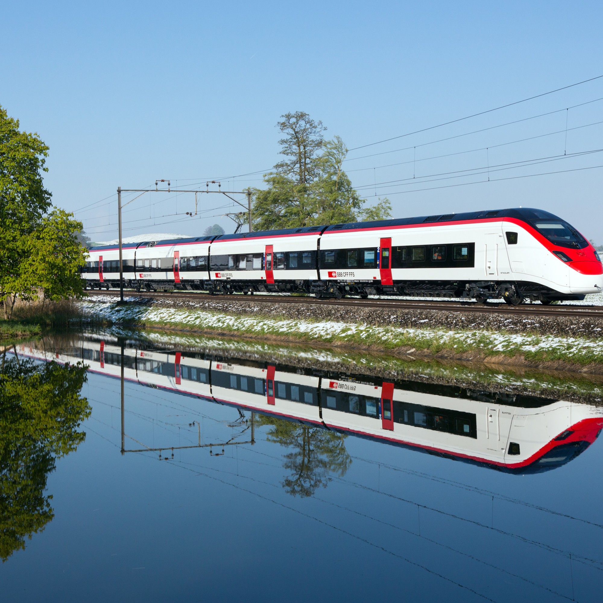 Giruno „RABe 501“ auf ersten Versuchsfahrten zwischen Sulgen und Romanshorn.