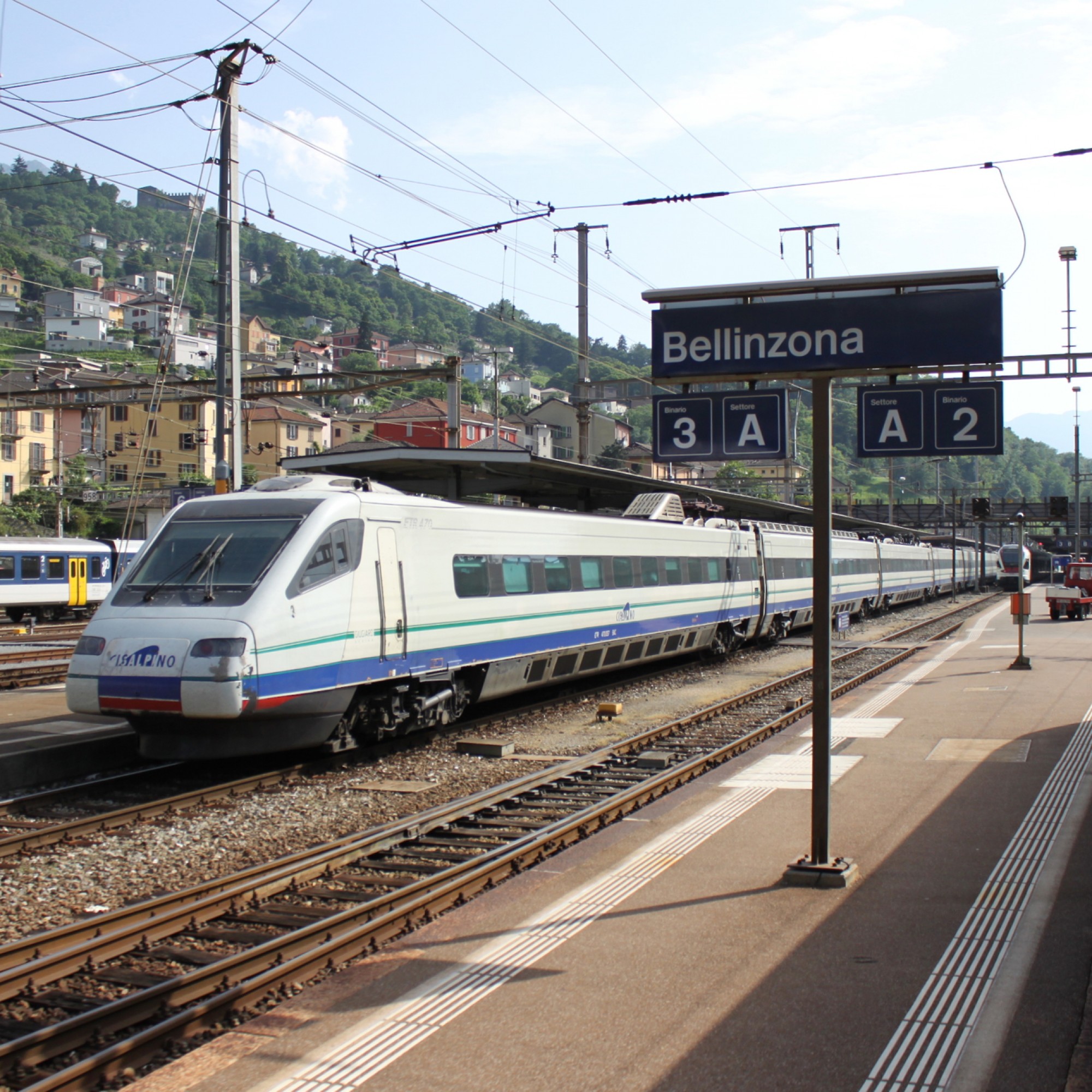 Cisalpino ETR 470 003 beim Bahnhof Bellinzona.