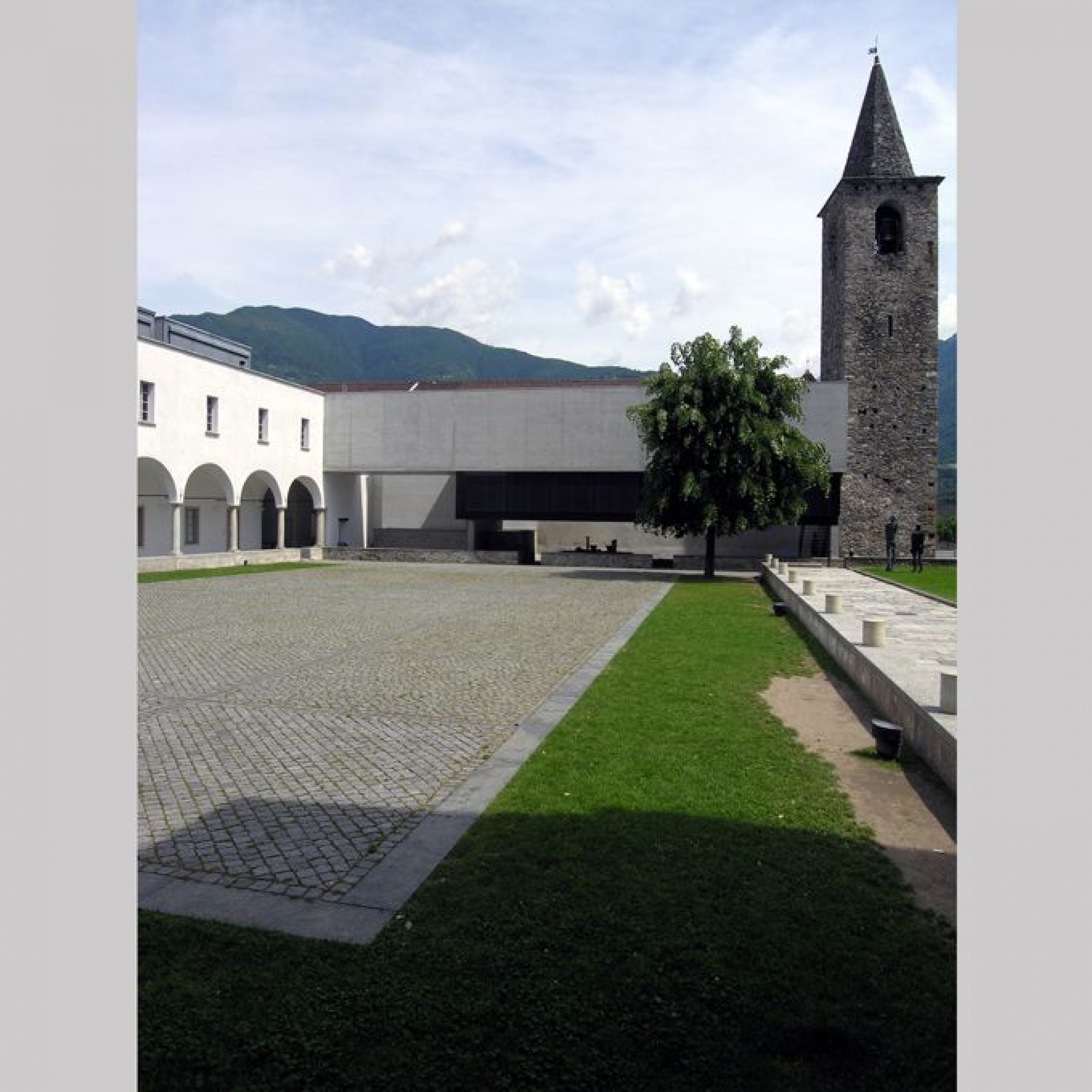 Luigi Snozzi’s architektonische Auseinandersetzung mit dem Ort Monte Carasso hat zahlreiche andere Architekten beeinflusst.