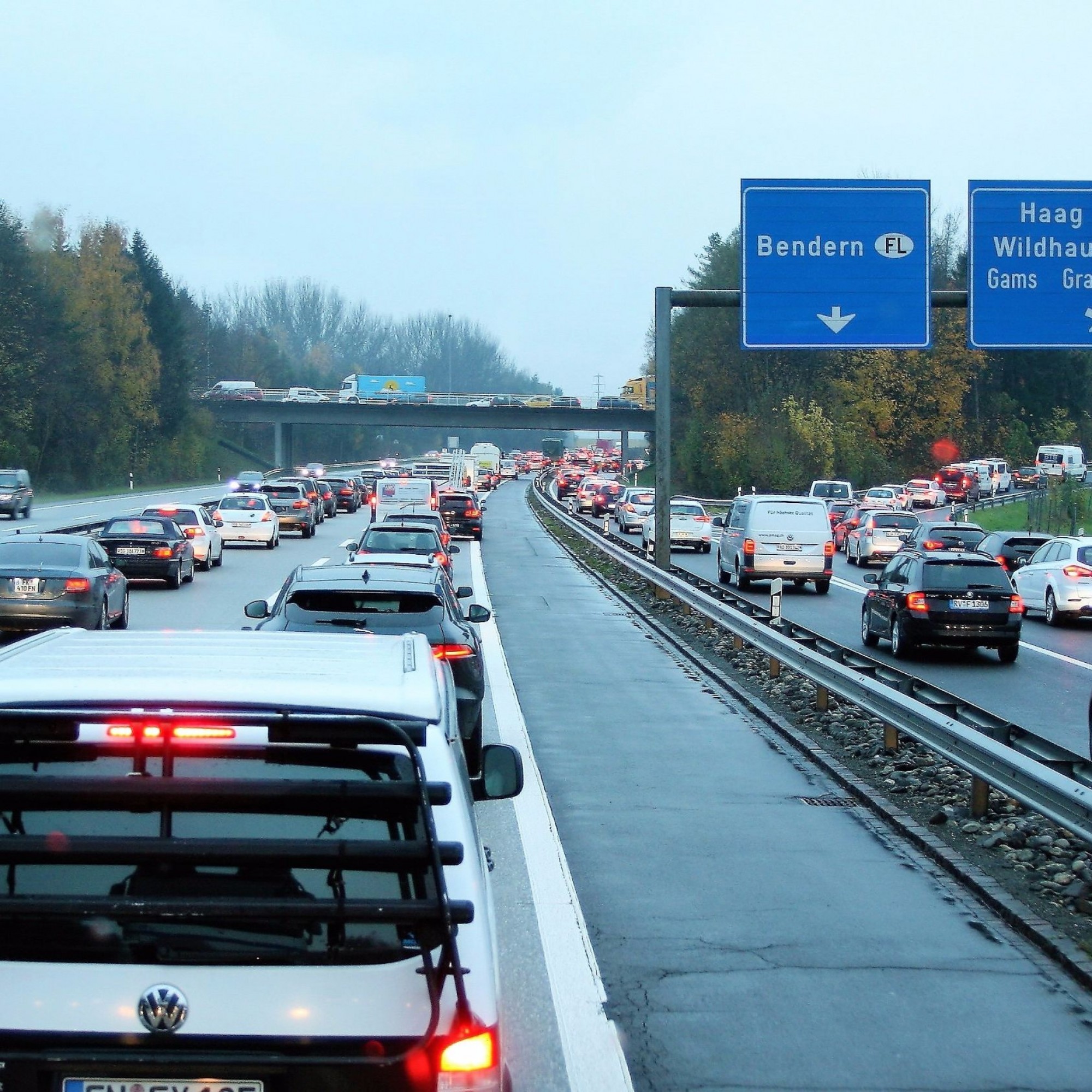 Strassenverkehr, Symbolbild.