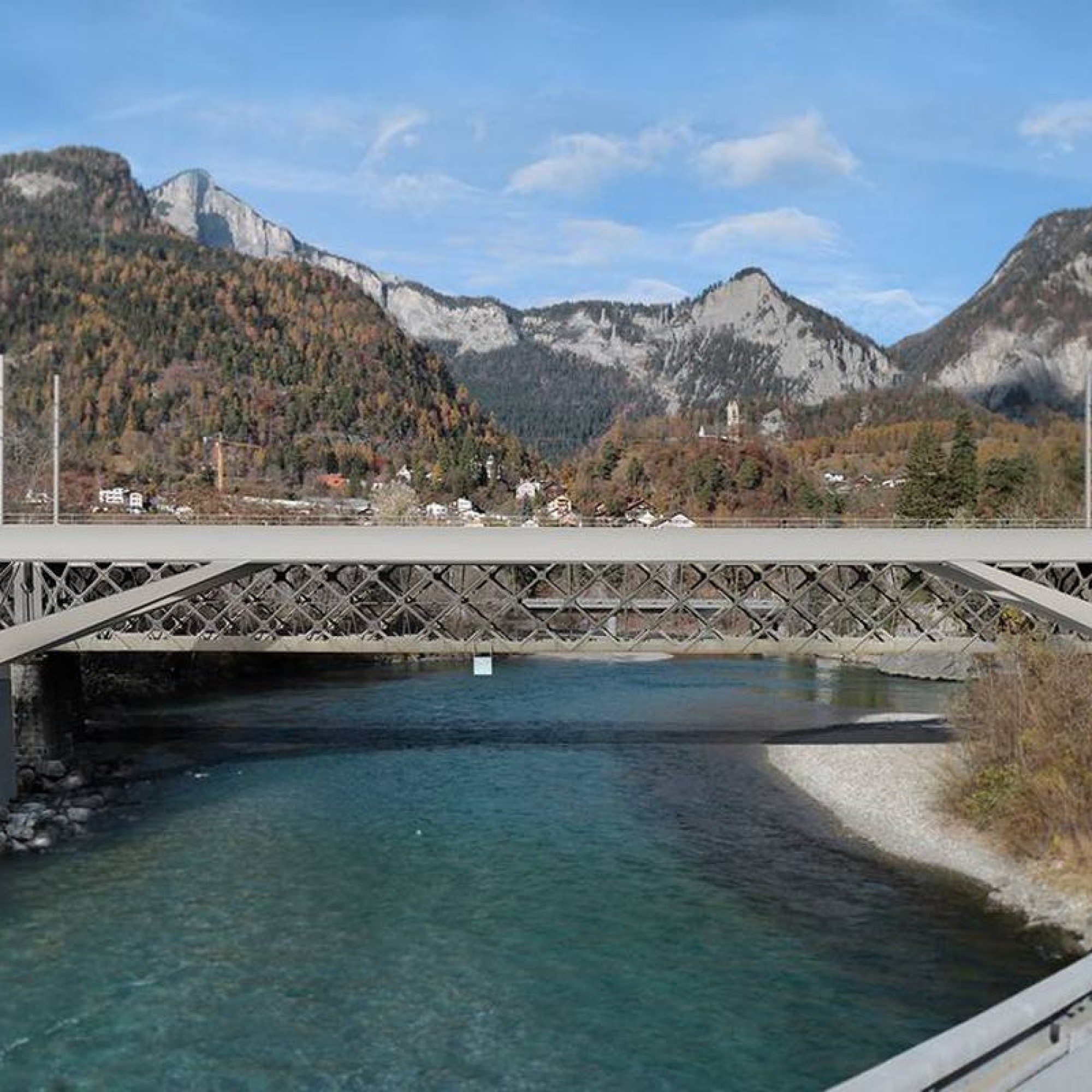 So soll die neue Hinterrheinbrücke künftig aussehen.
