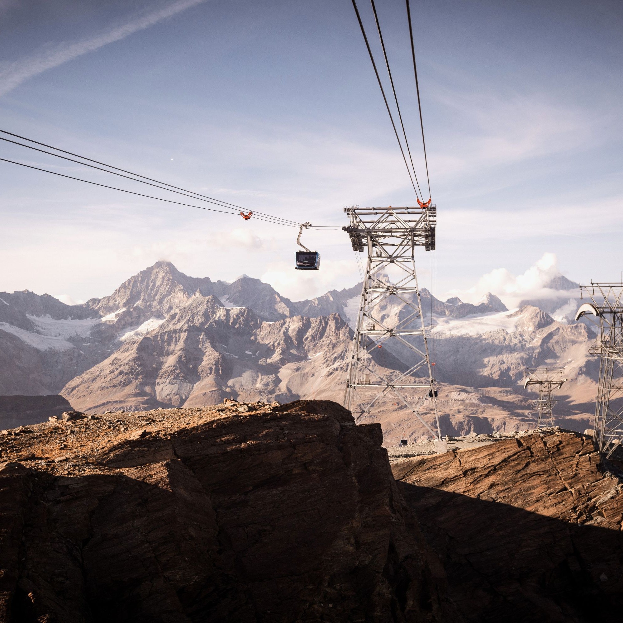 Der «Matterhorn glacier ride» verspricht Nervenkitzel.