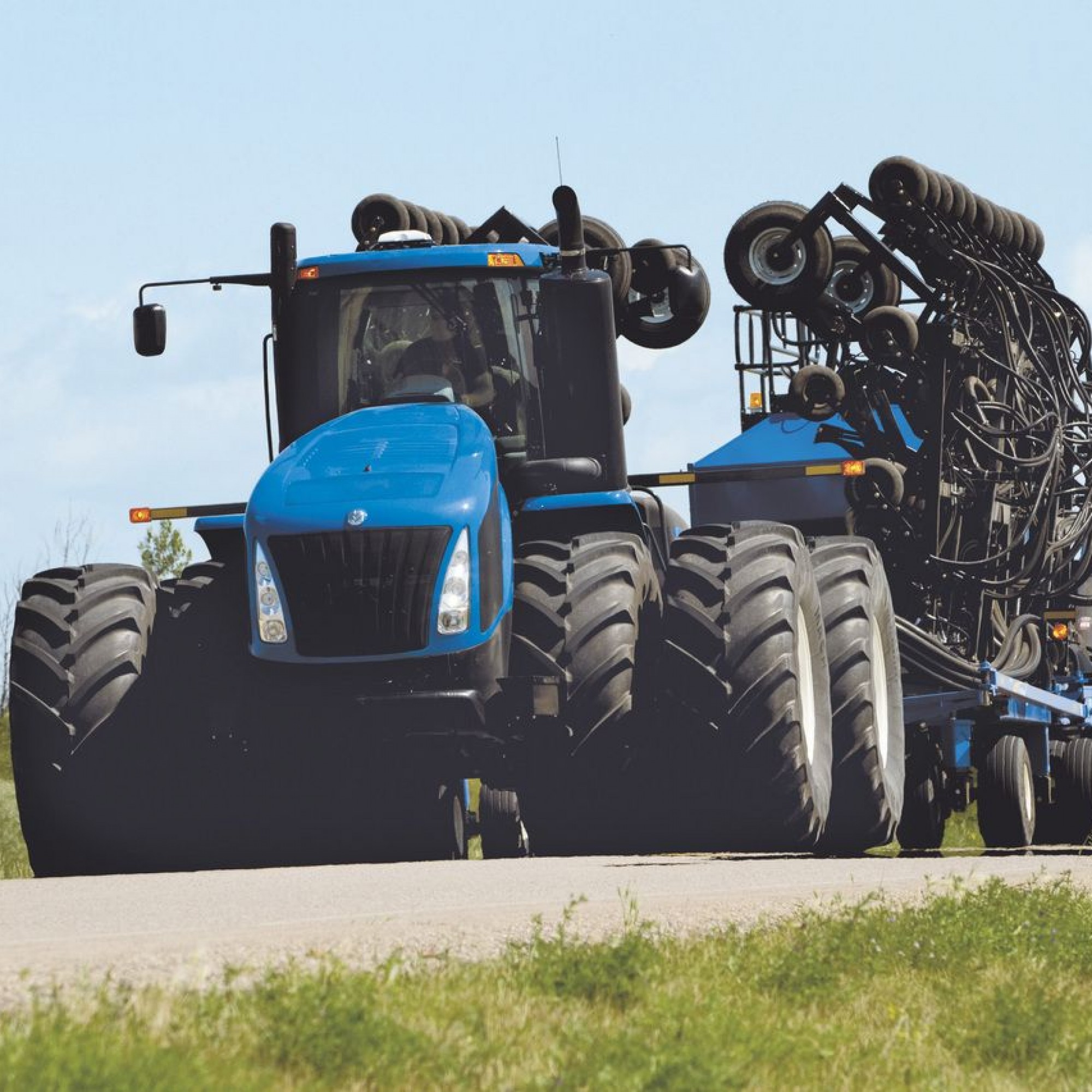 Platz 6: Der New Holland T9.670 führt die zweite Hälfte des Rankings an. Aus seinen 12,7 Litern Hubraum leistet er 648 PS.