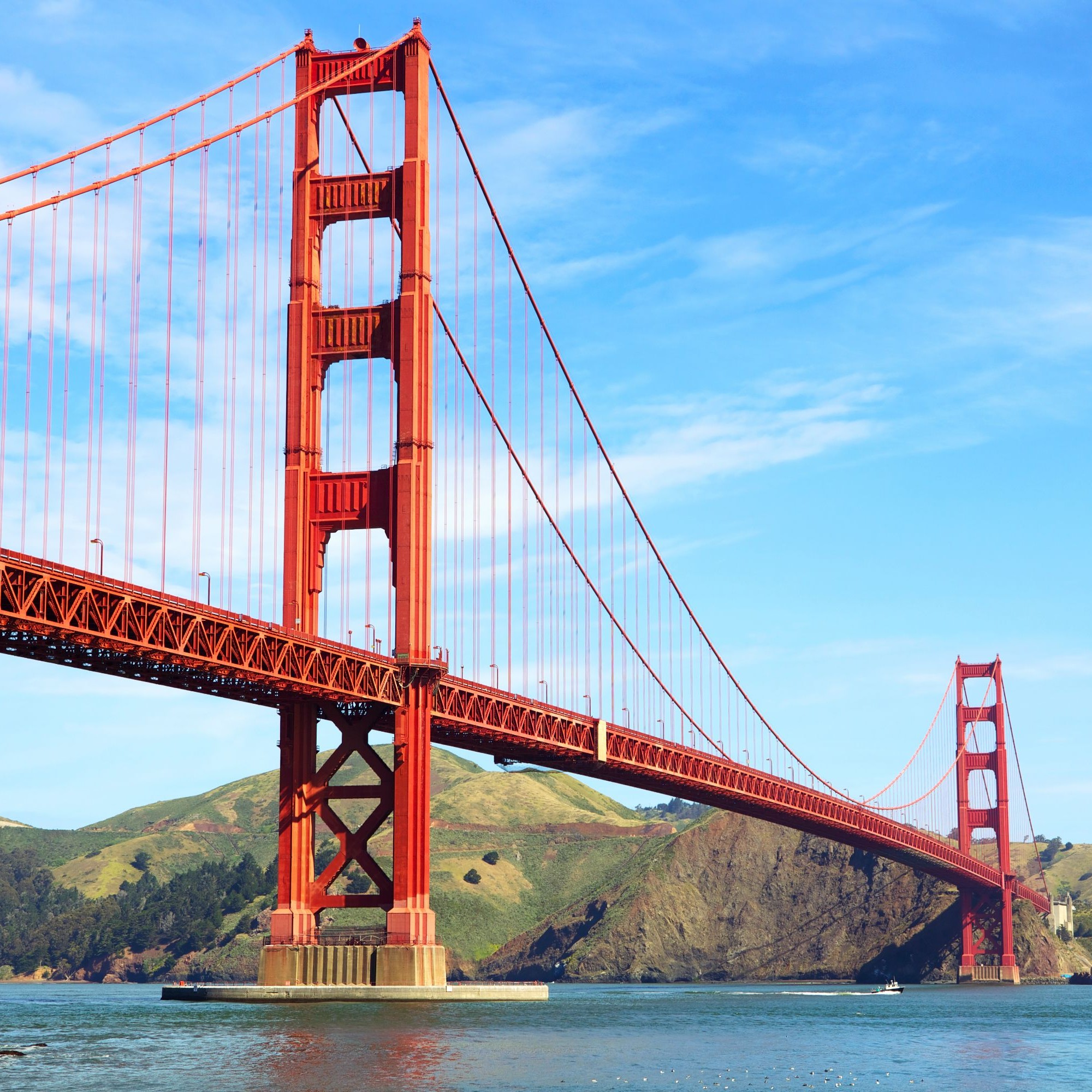 Es stellt die Golden Gate Bridge von San Francisco dar. 