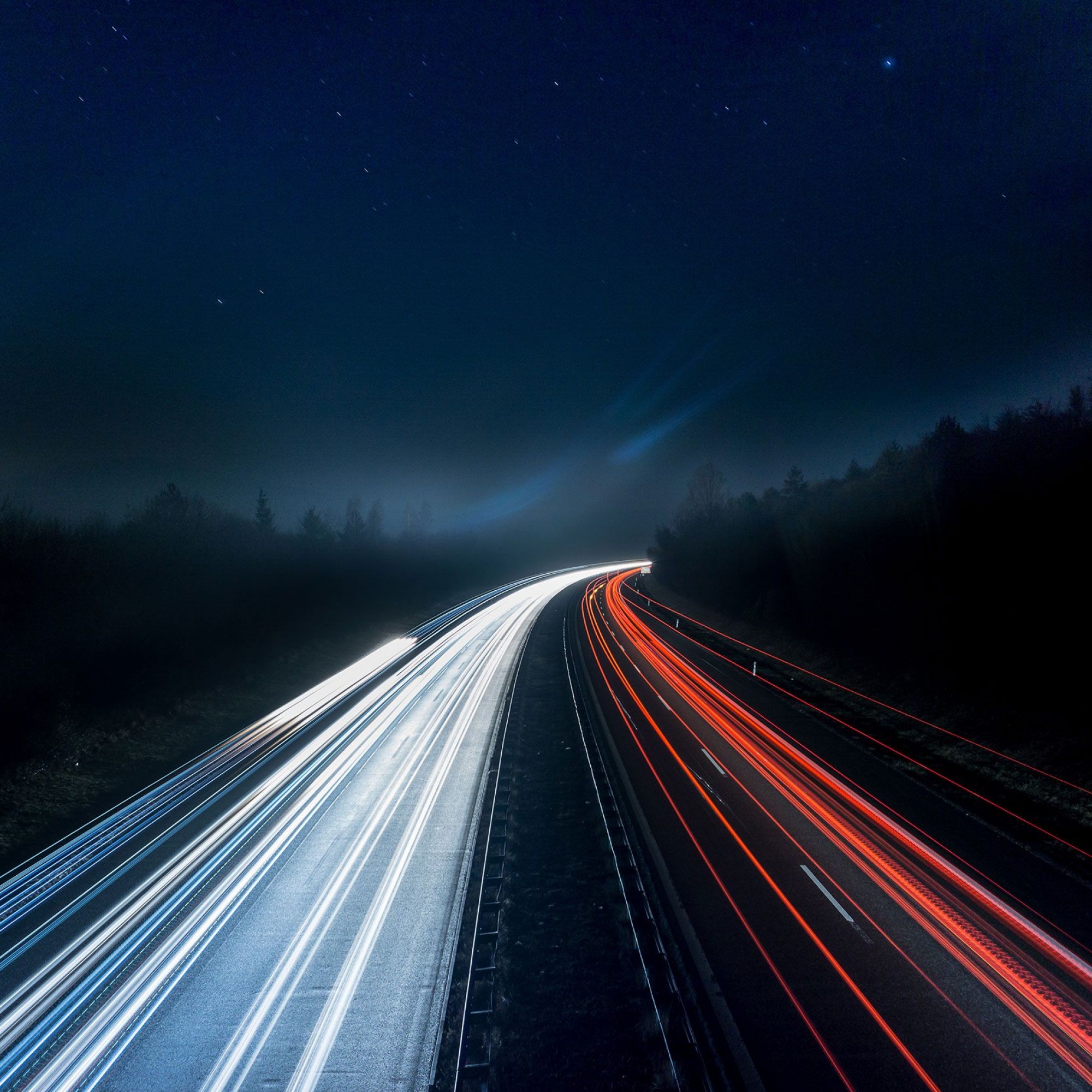 Strasse bei Nacht, Symbobild.