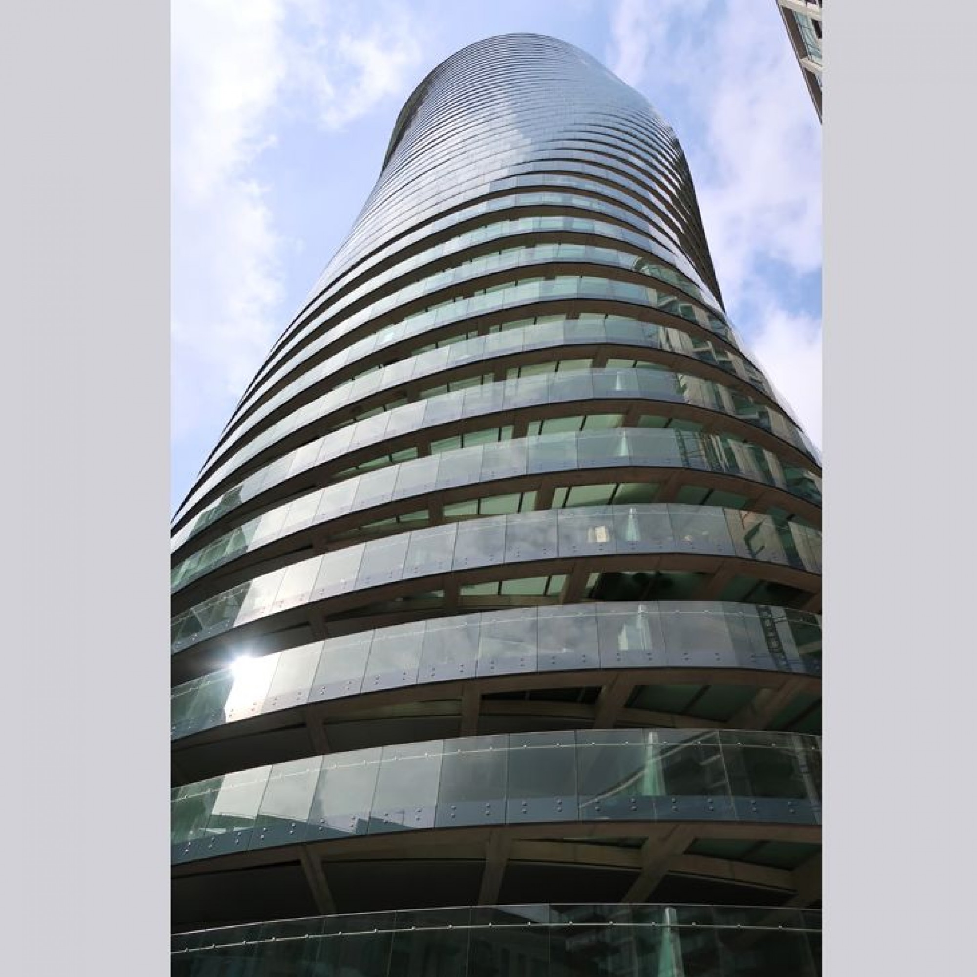 Platz 9: Arena Tower, London, Grossbritannien, 149 Meter hoch, 45 Etagen, Skidmore, Owings & Merrill LLP.