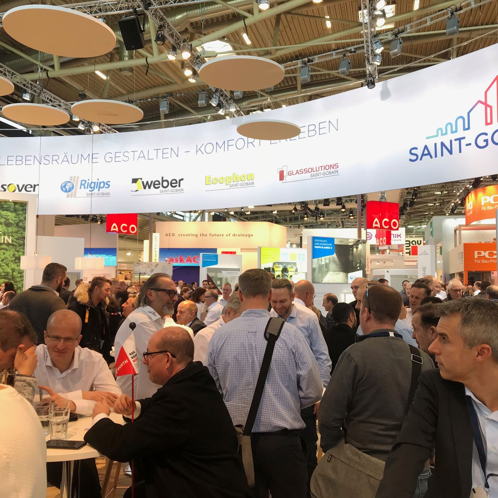 Der Messestand von Saint-Gobain.