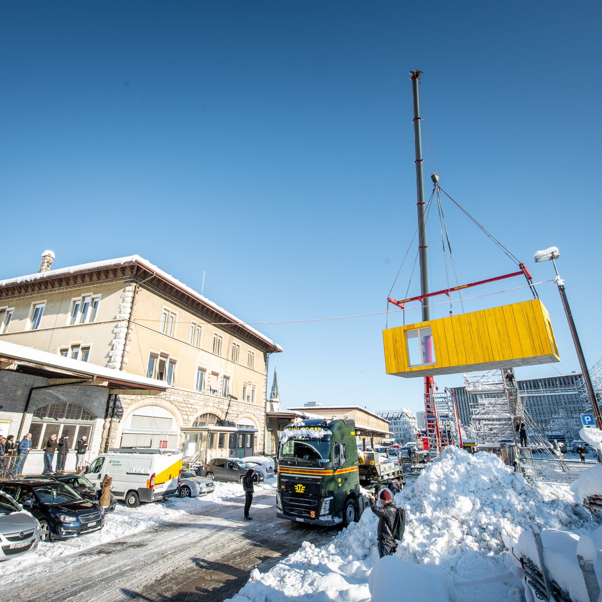 Am 1. April 2019 sollen die containerartigen Arbeitsräume einzugsbereit sein.