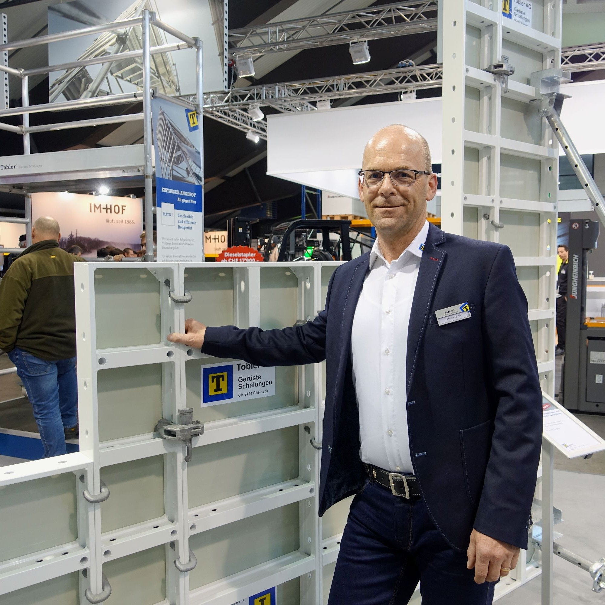 Martin Tobler erläuterte die neue Wand- und Deckenschulung «Tobler Manu».