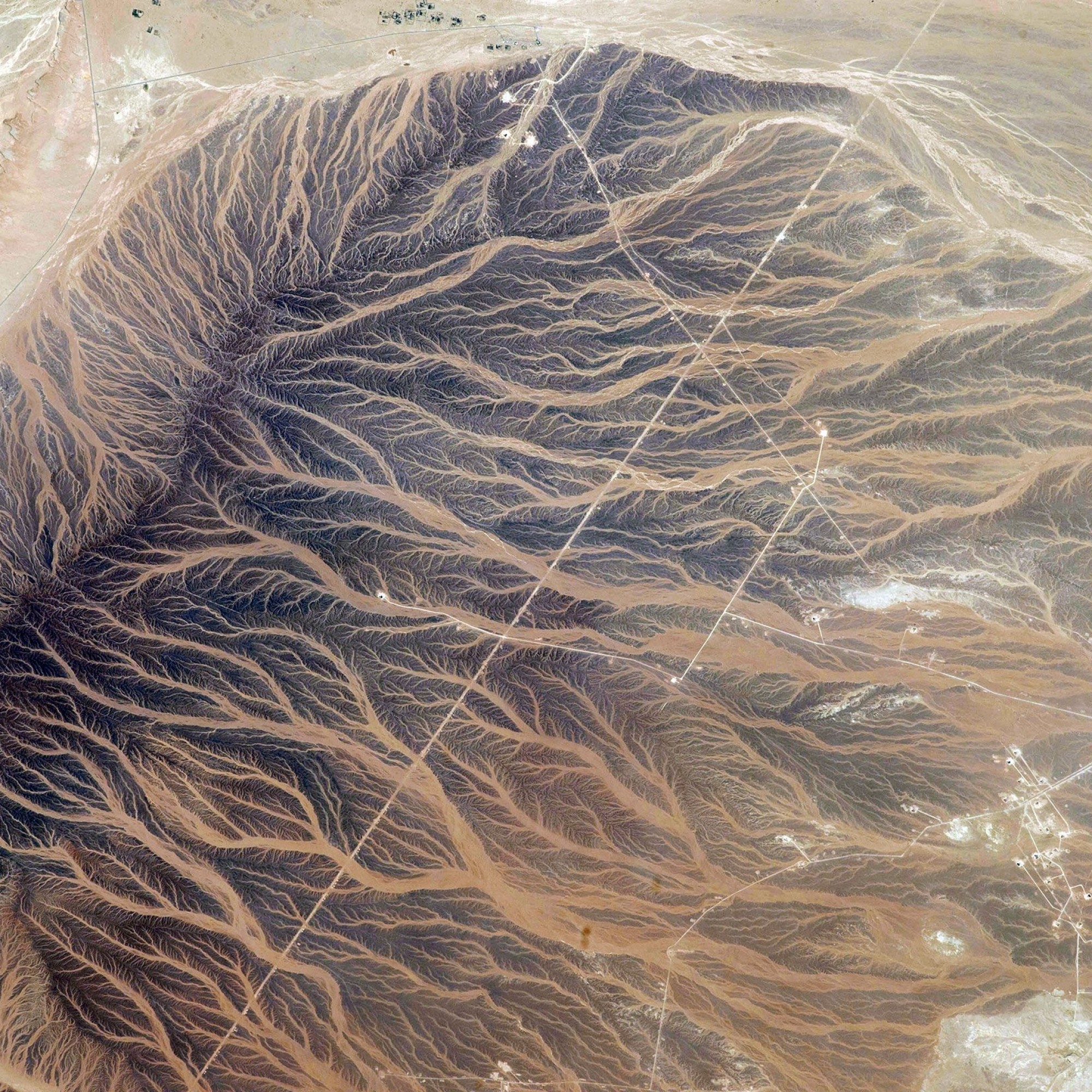 Wasser und Sand in Oman.