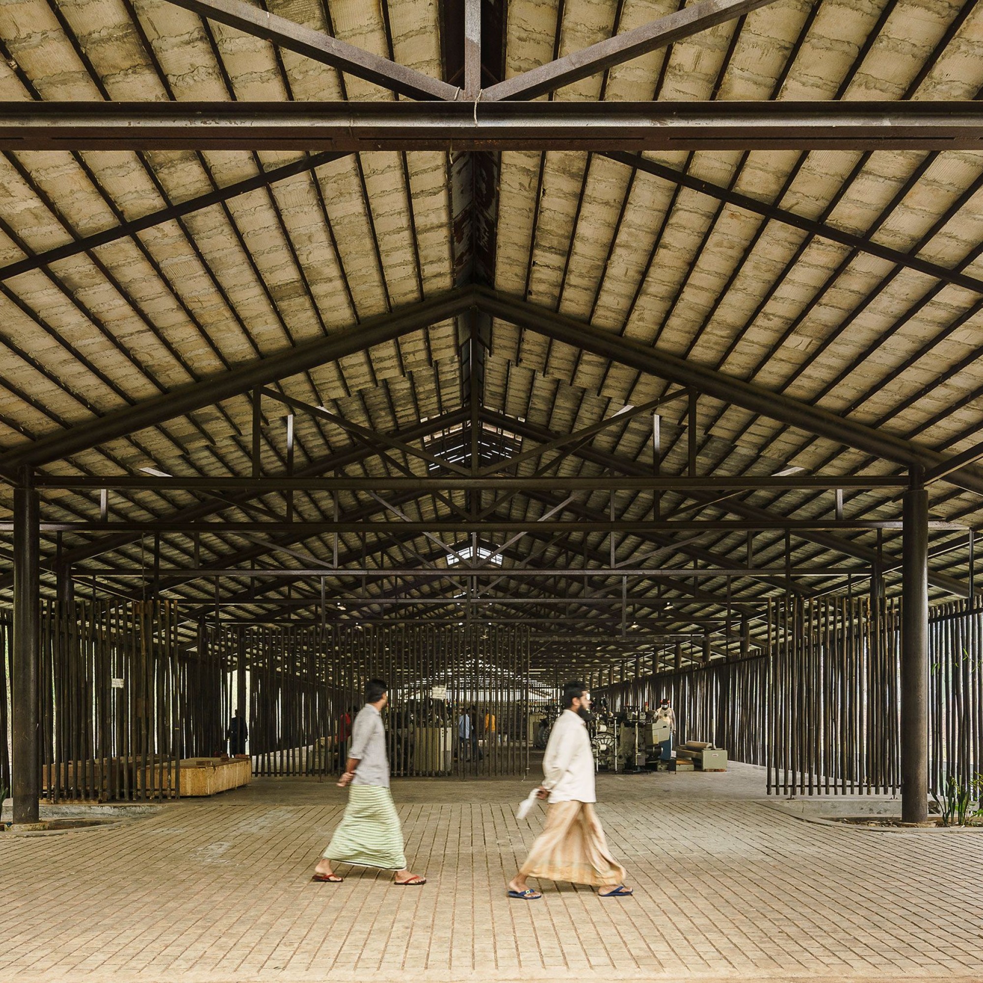 Amber Loom Shed