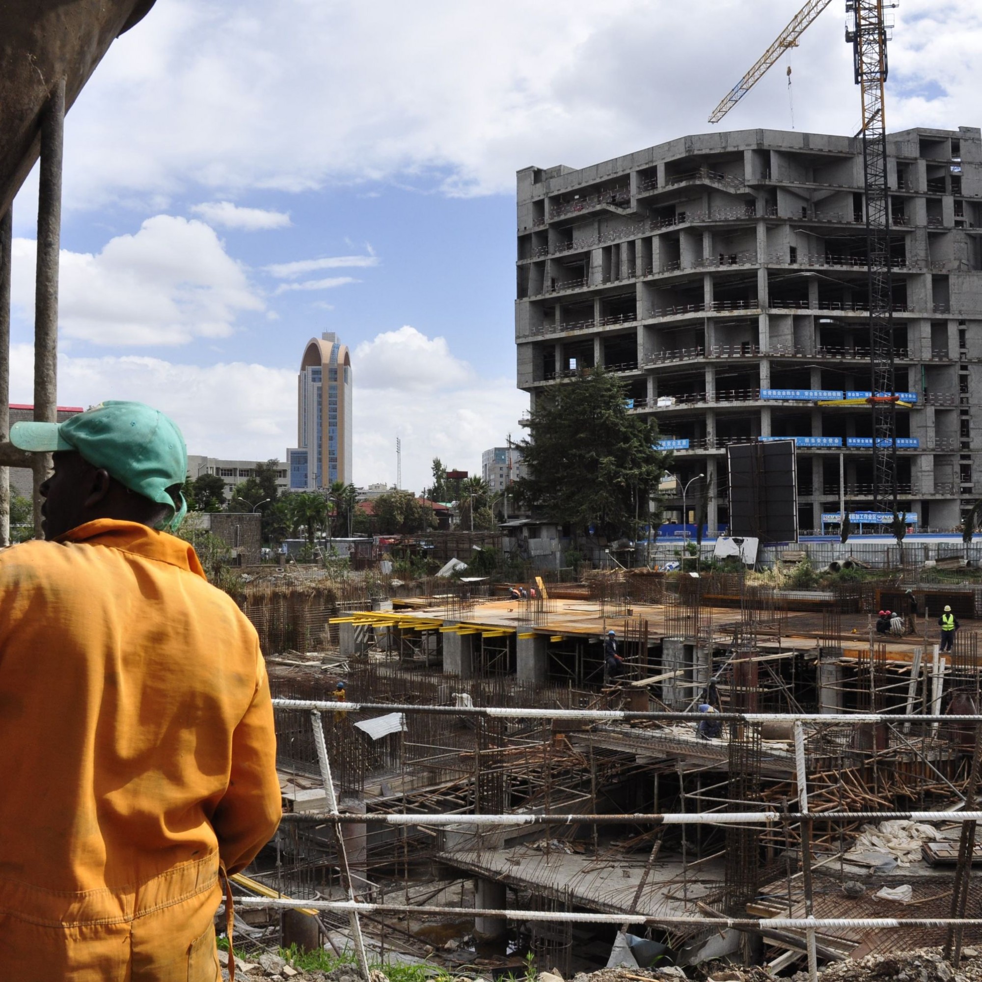 Die äthiopische Hauptstadt Addis Abeba wächst und wächst – auch in die Höhe. 
