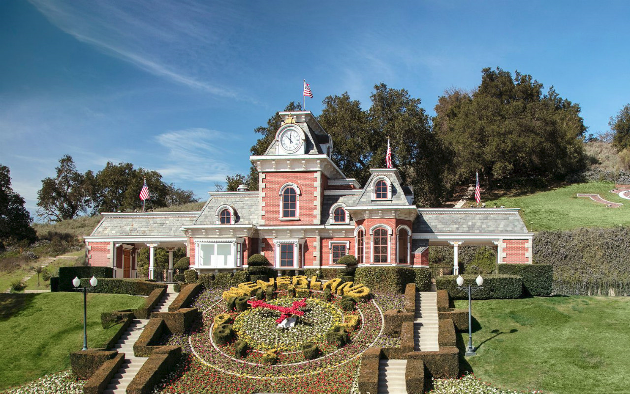 Die ehemalige Neverland-Ranch von Michael Jackson steht immer noch zum Verkauf, mittlerweile zu einem Schnäppchenpreis.