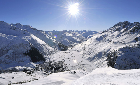 Bild:Andermatt Swiss Alps 