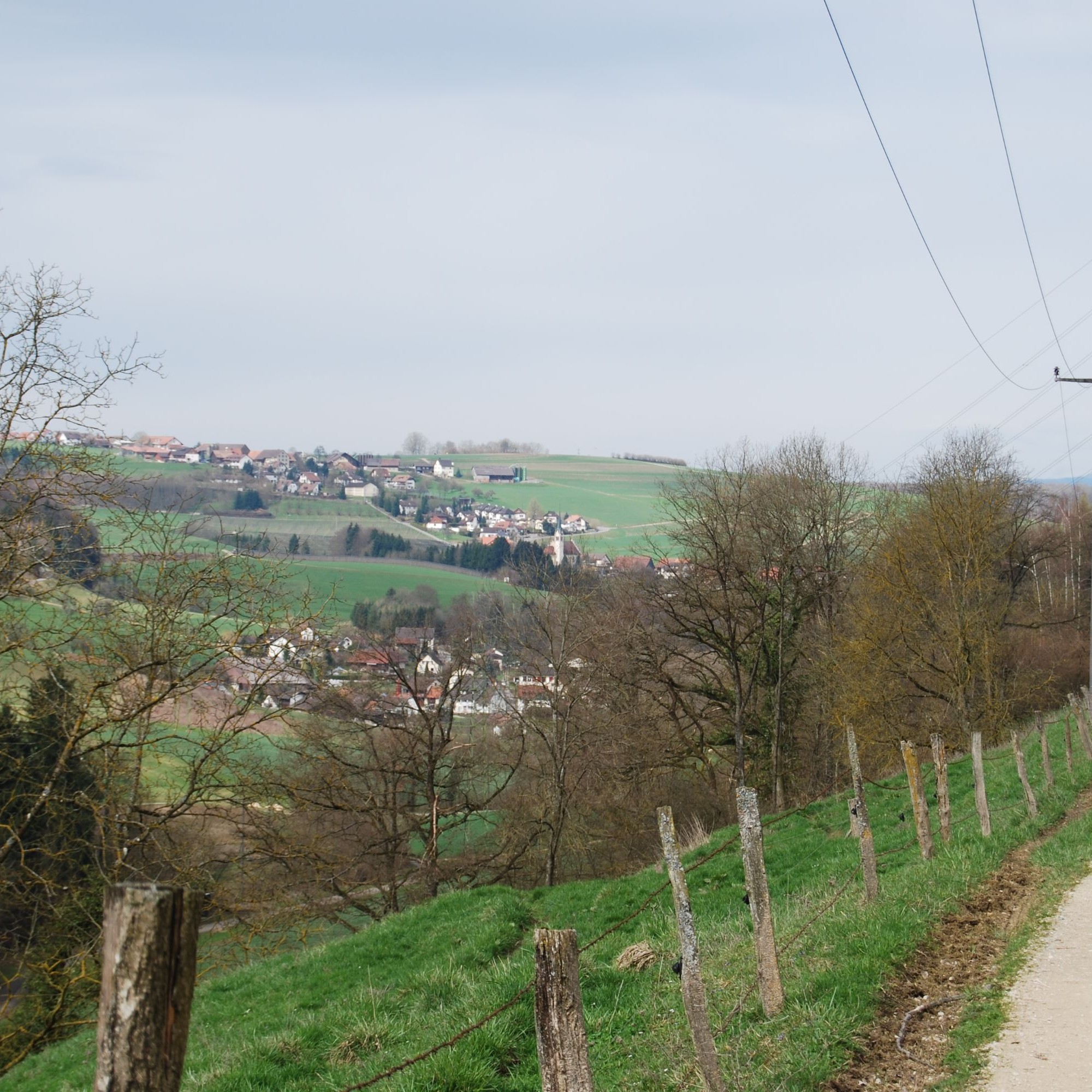 Blick auf die Gemeinden Böbikon und Baldingen im Kanton Aargau.