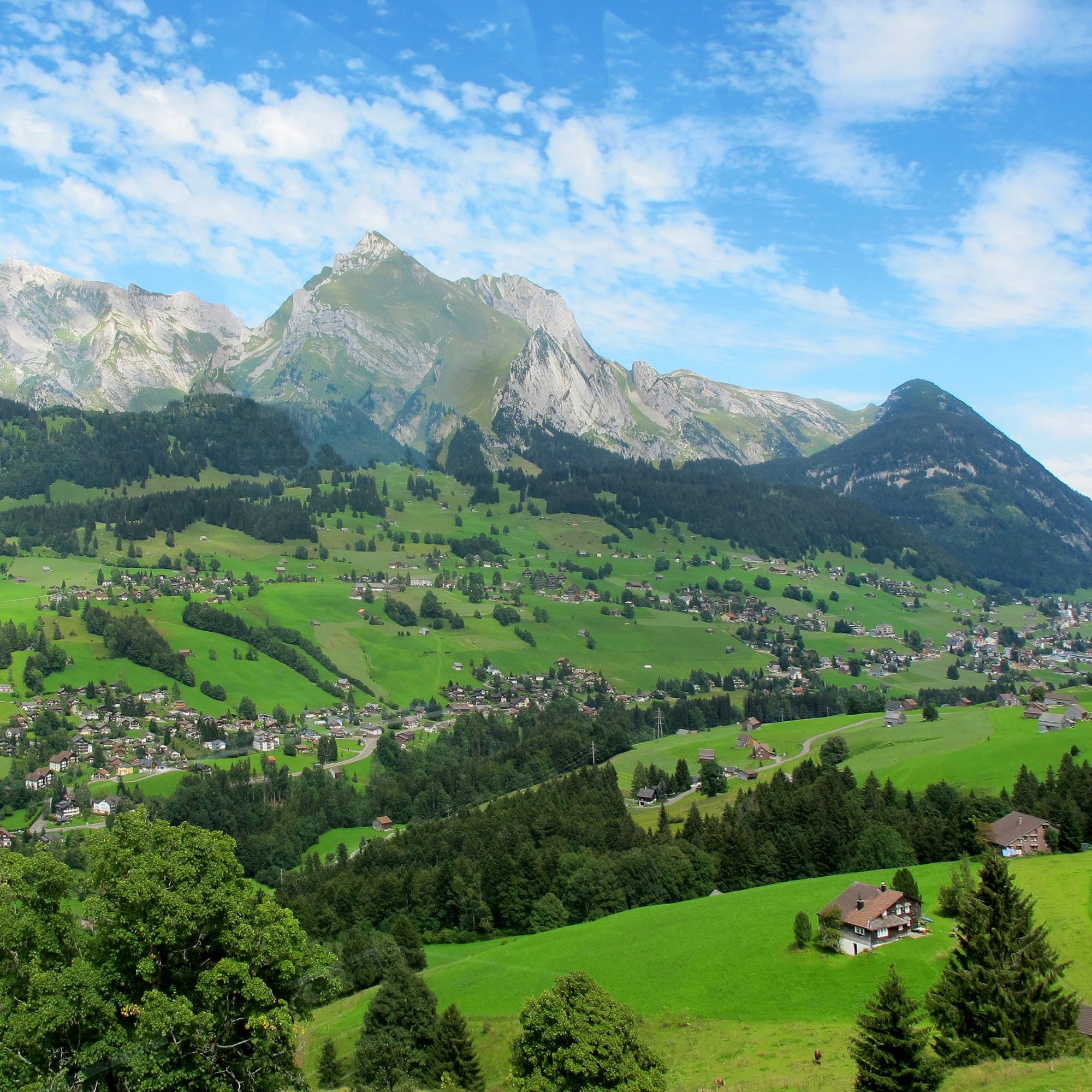 Keine einfache Aufgabe: Wildhaus-Alt St. Johann ist eine der St. Galler Gemeinden, die ihre Wohnbauzonen verkleinern müssen.