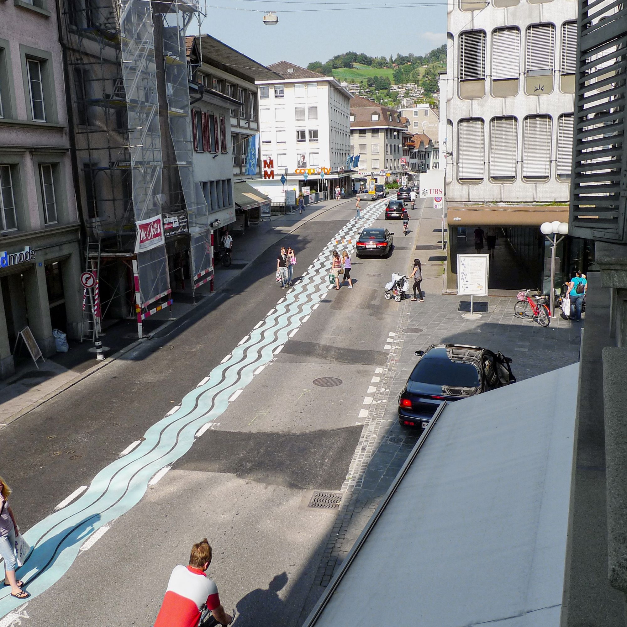 Blaue Welle in Thun, Querungshilfe für Langsamverkehr