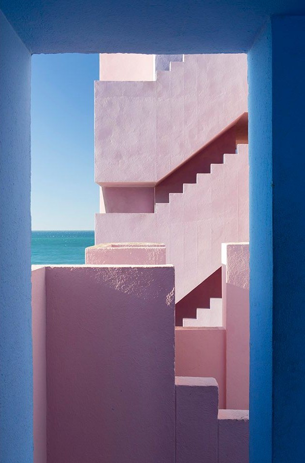 Muralla Roja, Spanien