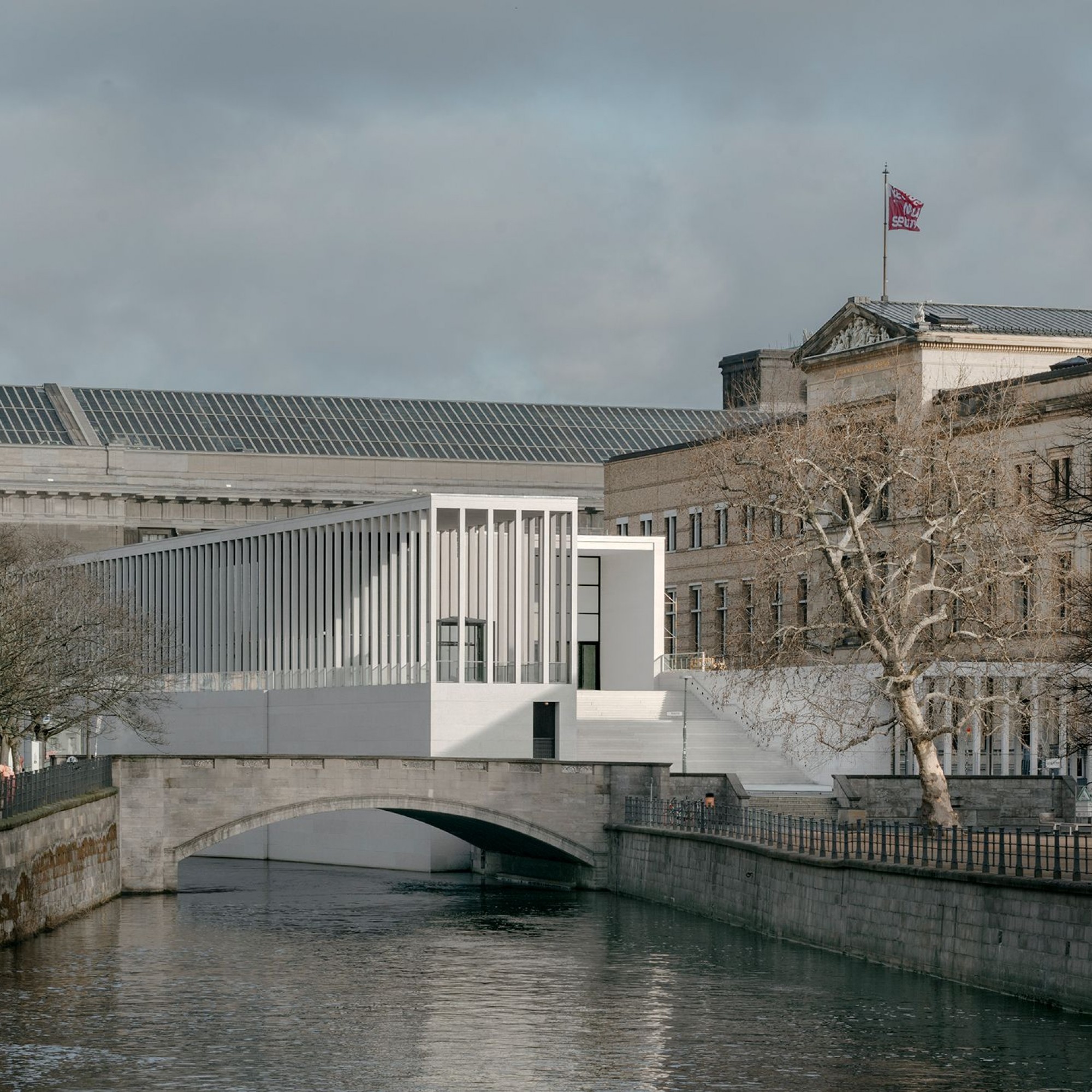 Blick auf die Museumsinsel mit der James-Simon-Galerie, Berlin