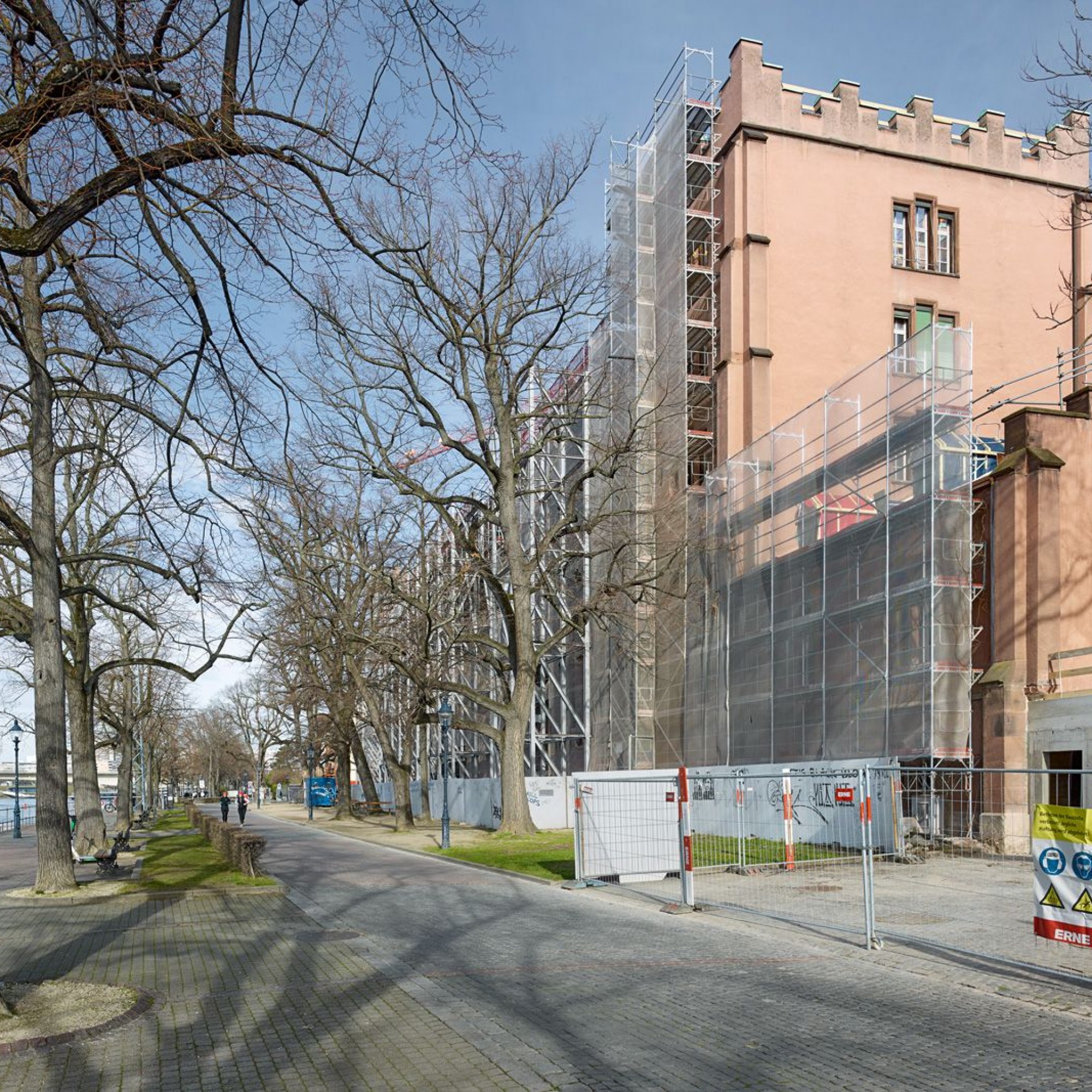 Bauarbeiten am Kasernen-Hauptbau in Basel-Stadt.