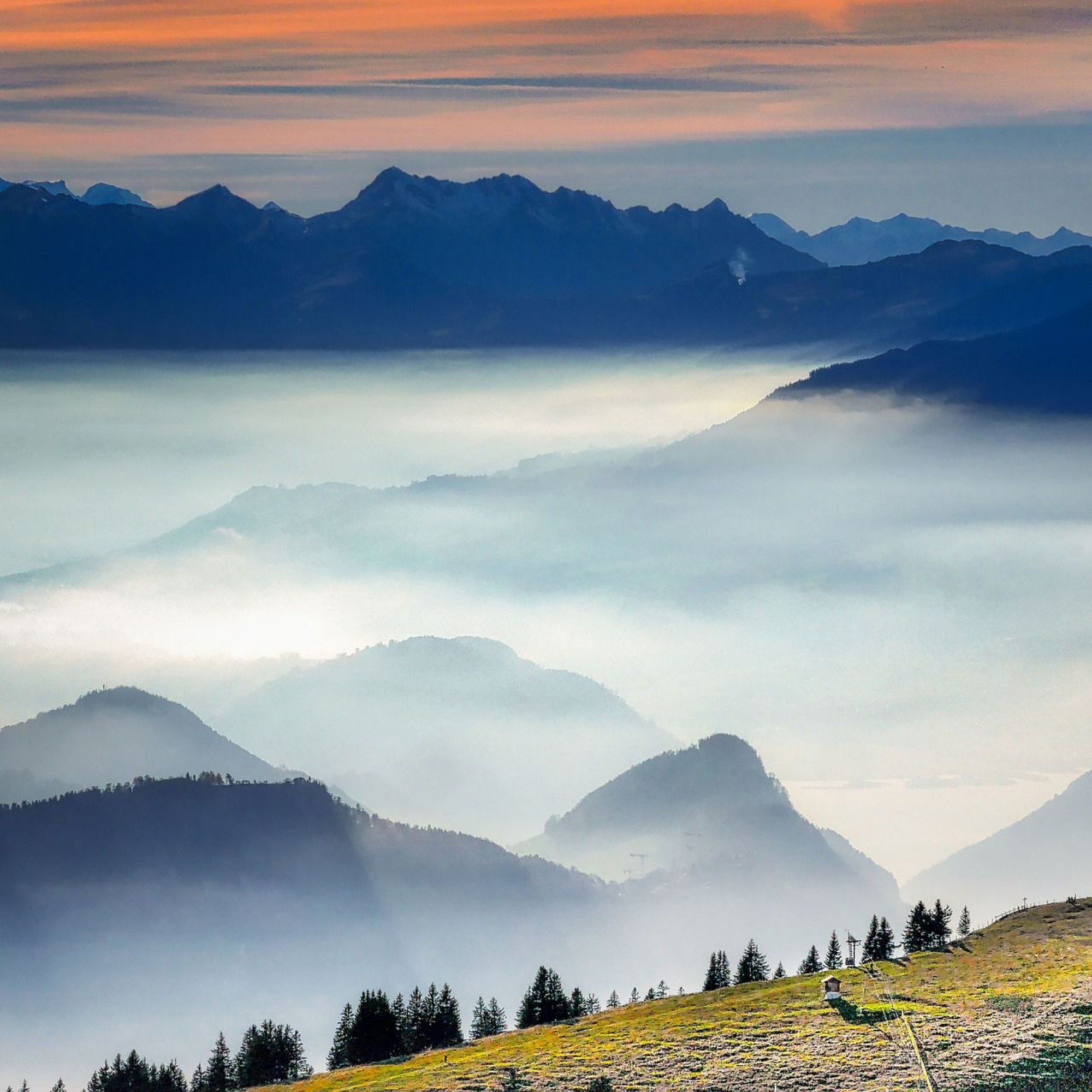 Wolkenbank über der Schweiz