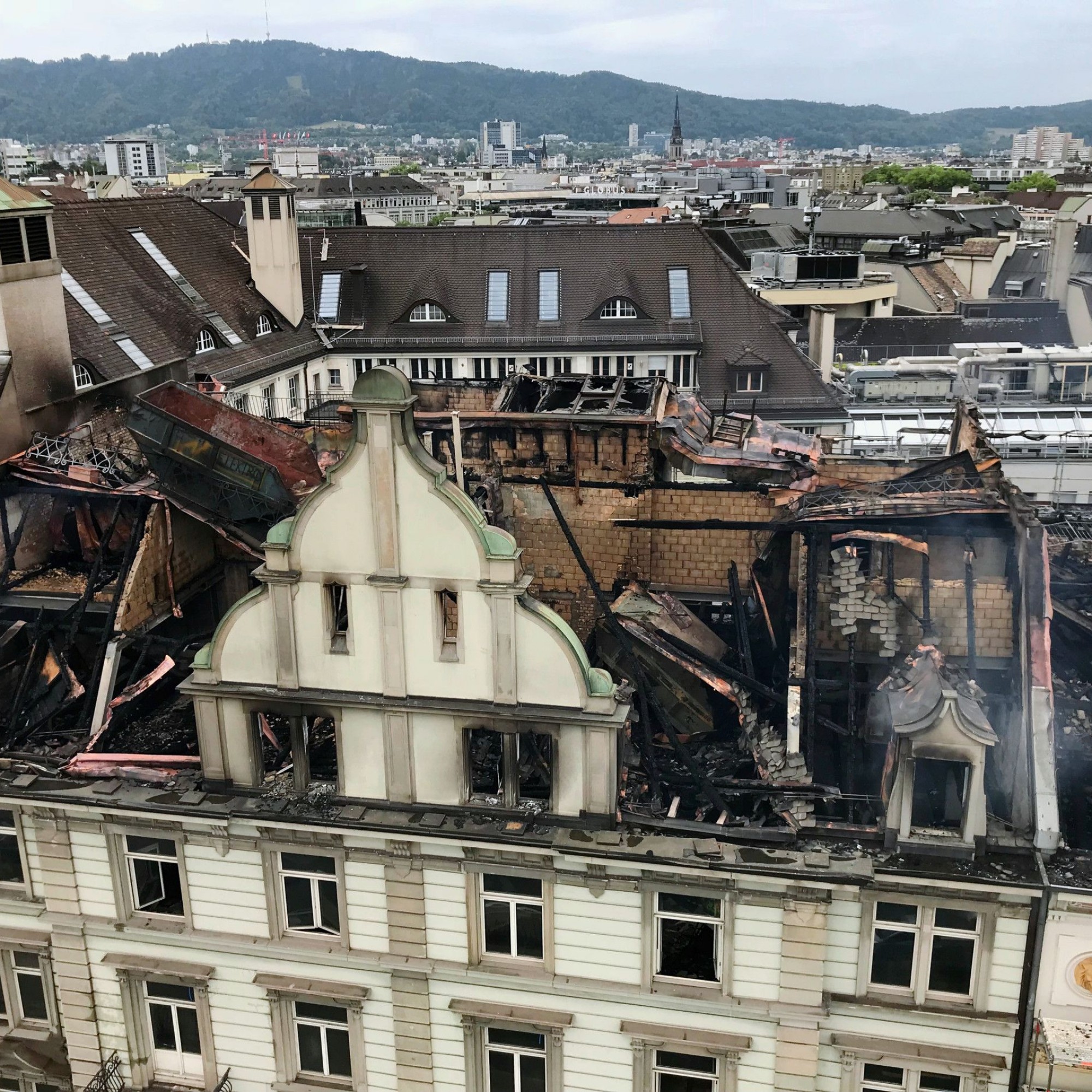 Sachschaden nach Grossbrand bei HB Zürich