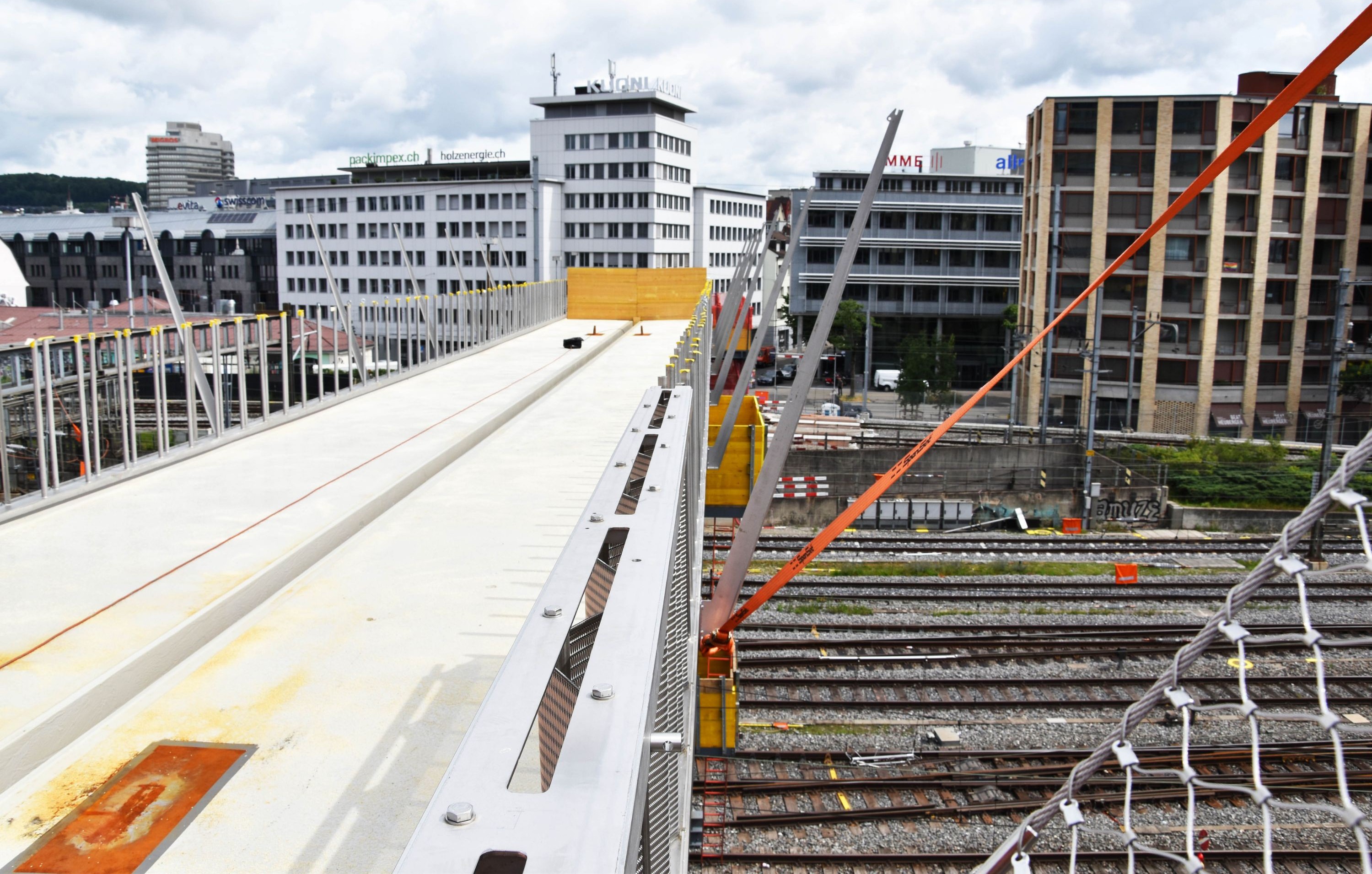 Bau des Negrellistegs beim HB Zürich