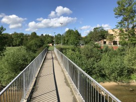 Fussgängerbrücke über der Birs