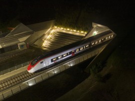 Testfahrt durch den Ceneri-Basistunnel mit einem Giruno-Zug