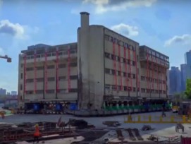 Verschiebung der Ladena-Grundschule in Shanghai