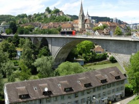 Hochbrücke in Baden
