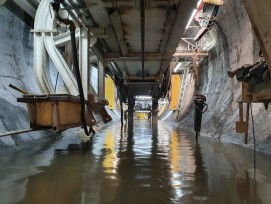 Wasseraufstau in Hochwasserentlastungsstollen bei Alpnach