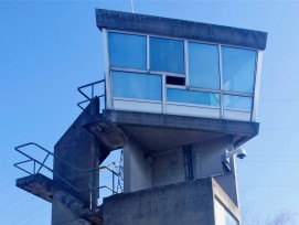 Schleusenwärterturm von Le Corbusier am Rhein-Rhône-Kanal