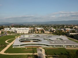 Das Rolex Learning Center aus der Vogelperspektive. (EPFL)