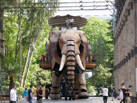 Mechanischer Elefant bei der Les Machines de L'île