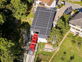 Standseilbahn Magglingen mit Solaranlage