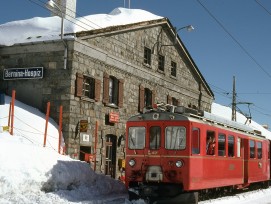 Berninabahn im Winter