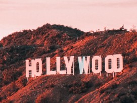 Hollywood-Schrifzug in der Dämmerung