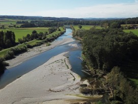 Blick auf Fluss Thur im Thurgau